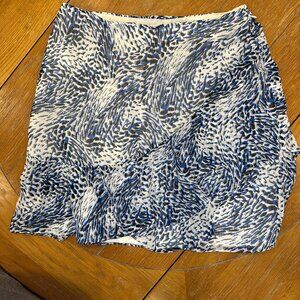 Express Skirt Women's Sz 10 Black/ Blue White Pleated Layered Mini Side Zip